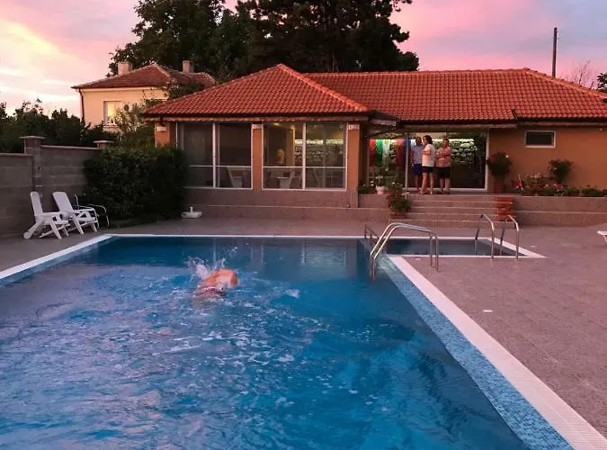 Къща за гости Byala