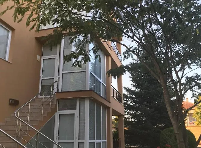 Къща за гости Byala Бяла